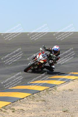 media/Apr-14-2023-Apex Assassins (Fri) [[6bc7254b18]]/Racer 2/Session 3 (Bowl)/